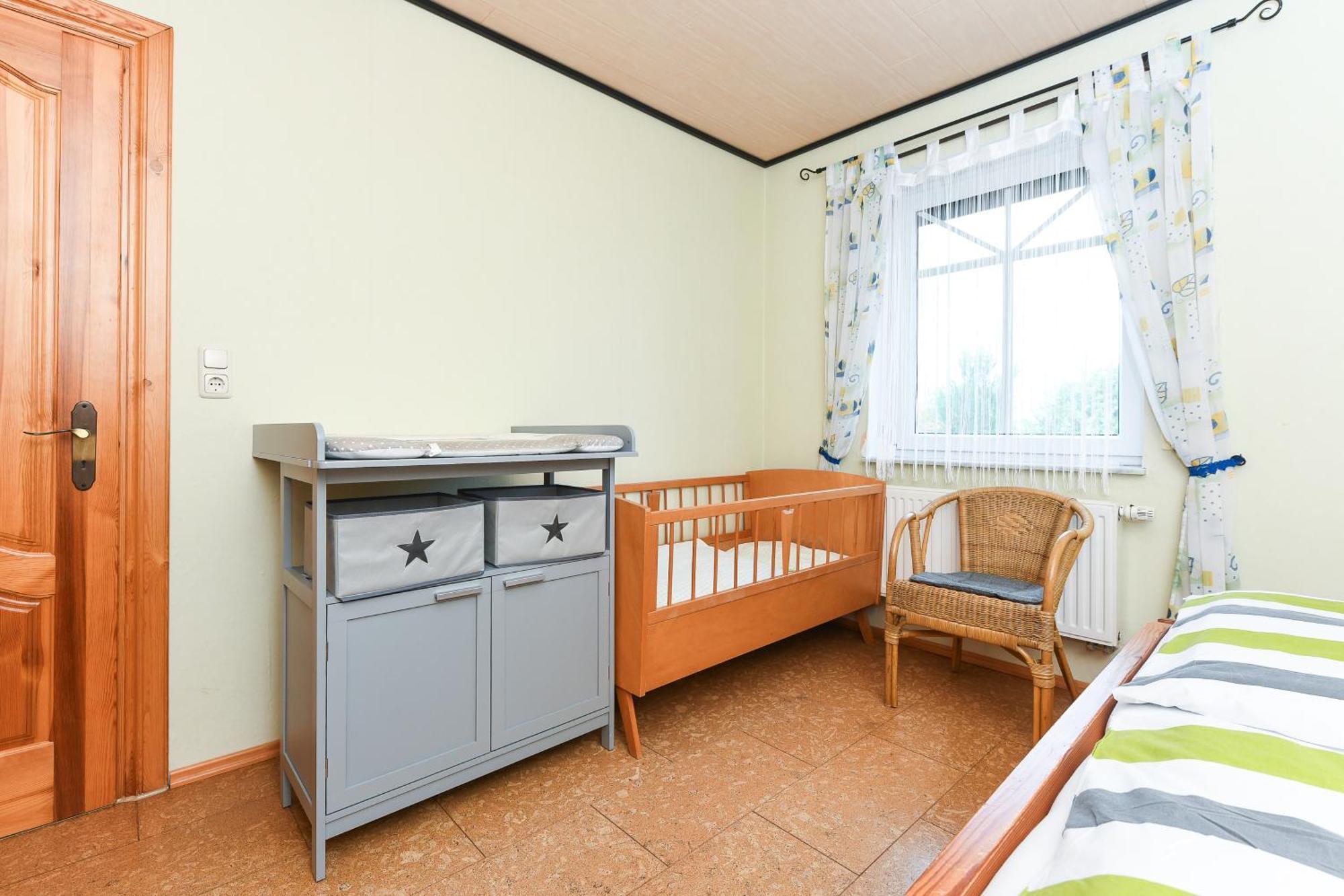Ferienwohnungen Im Haus Flinthoern Neuharlingersiel Esterno foto