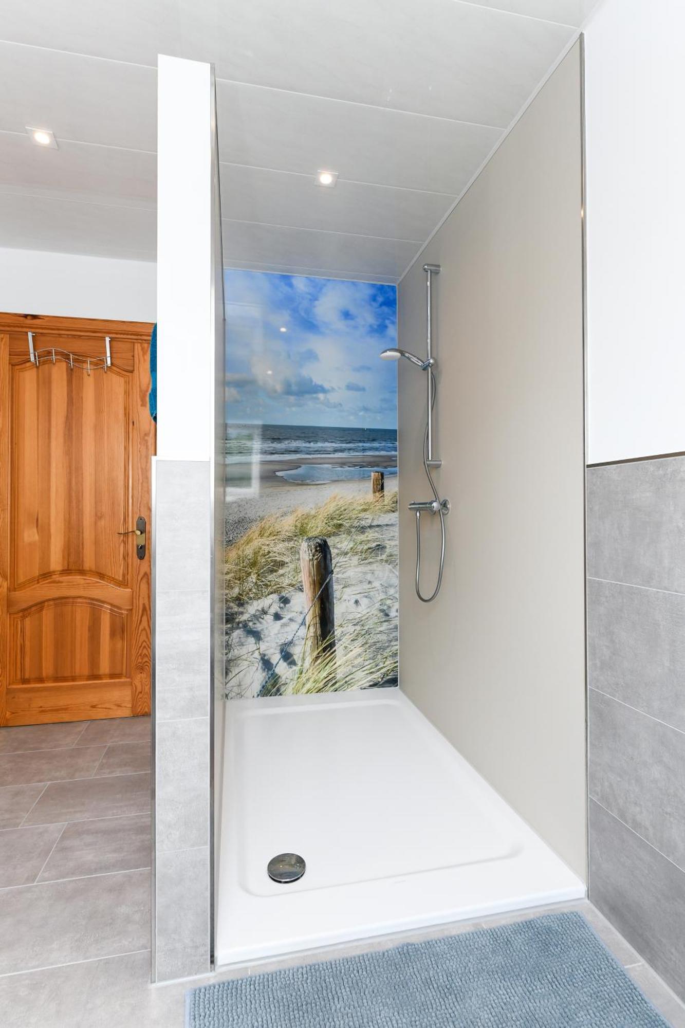 Ferienwohnungen Im Haus Flinthoern Neuharlingersiel Esterno foto